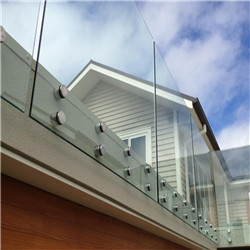 Modern Design Standoff Tempered Glass Staircase Railing